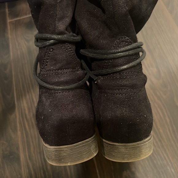 ❌SOLD❌ Sugar Suede Lace Up Boot - Picture 7 of 10